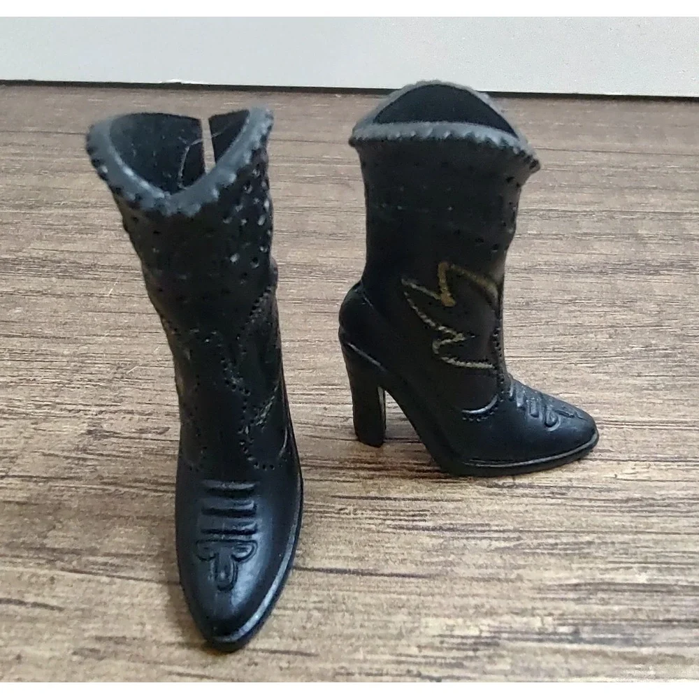 Barbiee Boots Black Mid Calf  Gold Feather Design High Heel Articulated Z31